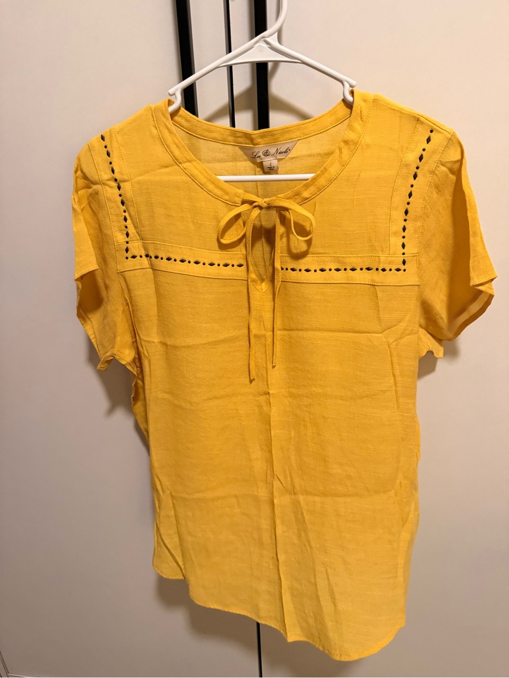 Leo & Nicole Golden Yellow Tie-Neck Short Sleeve Blouse